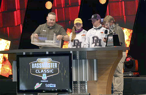 The DHCA Fishing Eagles on the Classic "big stage". SFN photo Don Gowen